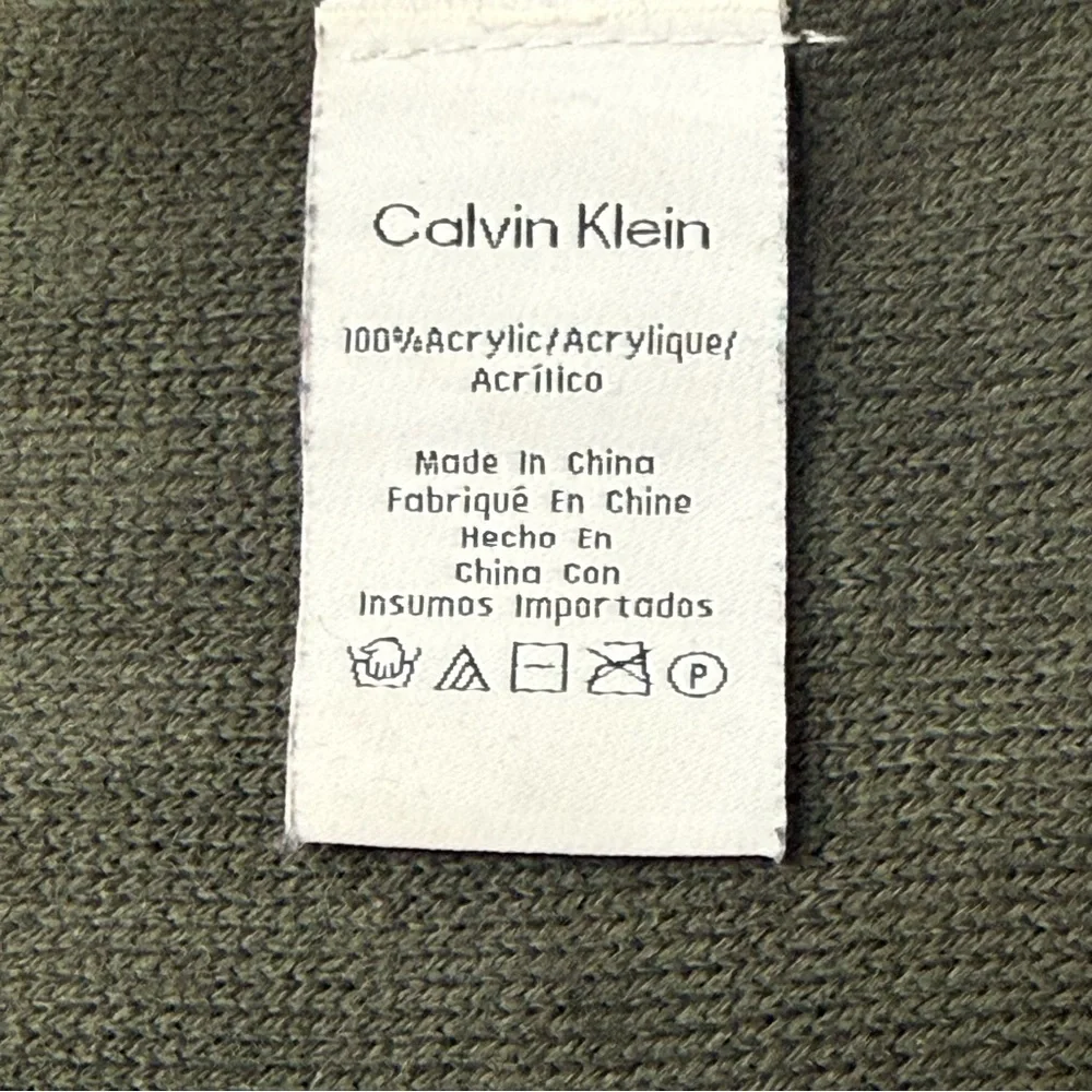 Calvin Klein Reversible Knit Logo Scarf Brand Name in Bold Letters Green & Black